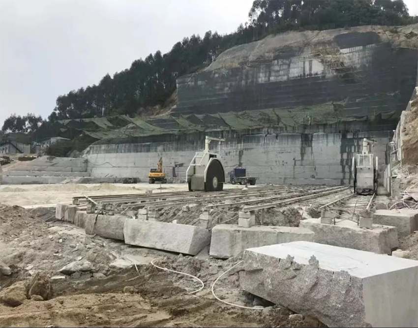 矿山实景